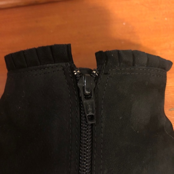 Booties - Picture 4 of 4